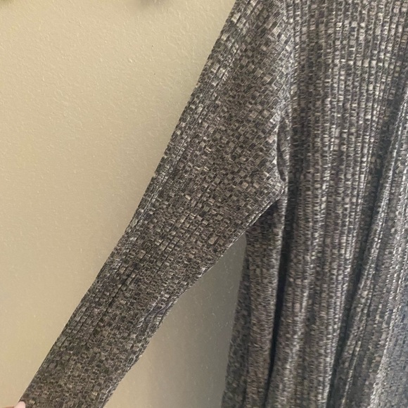 Sunday light gray cardigan size L - Picture 2 of 4